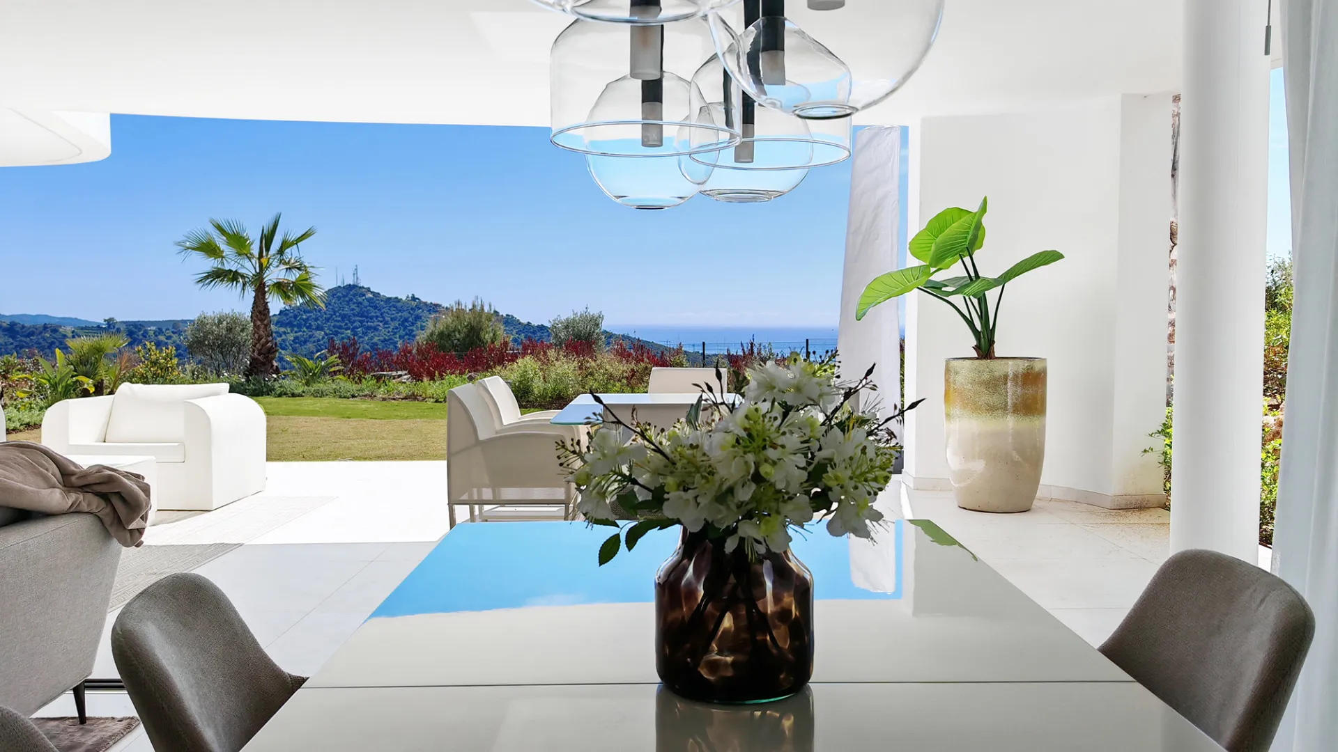 Marbella City 3 bedrooms ground floor apartment for sale