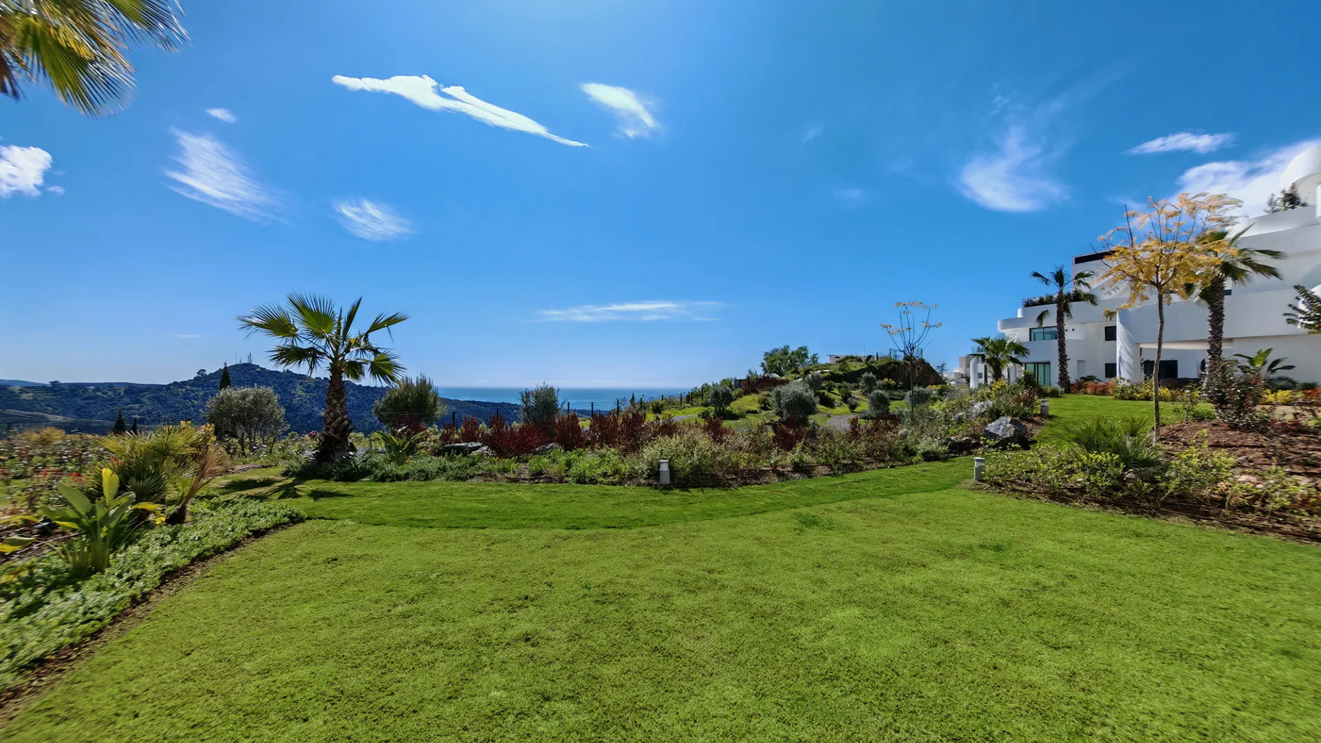 Marbella City 3 bedrooms ground floor apartment for sale