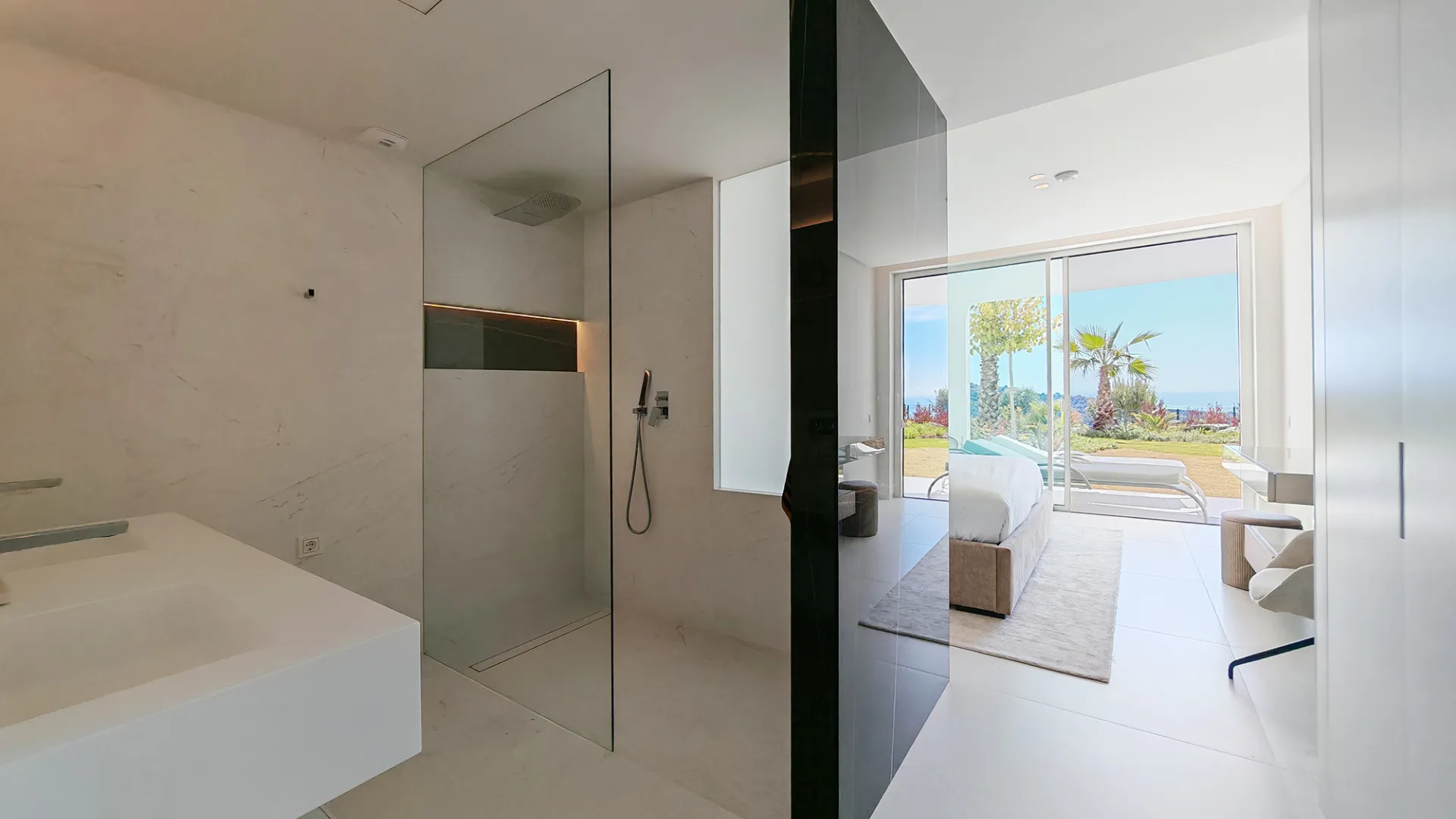 Marbella City 3 bedrooms ground floor apartment for sale