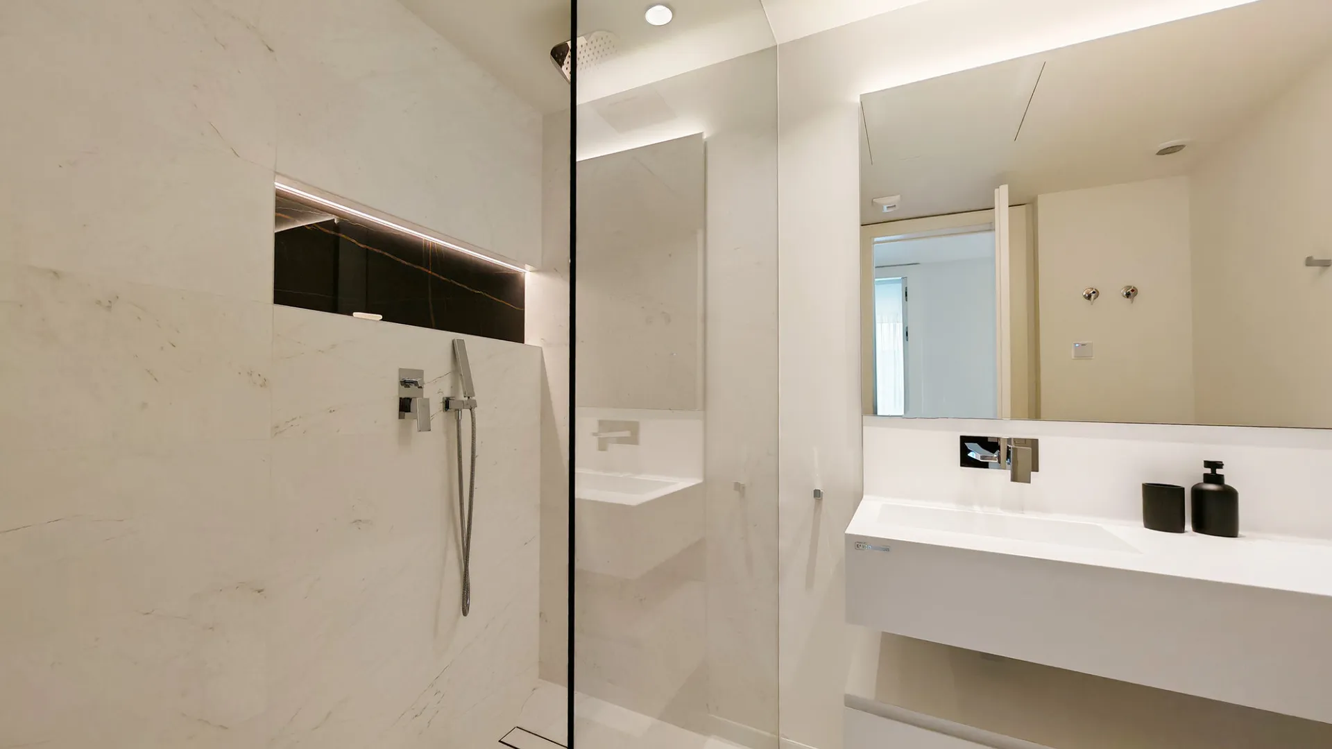 Marbella City 3 bedrooms ground floor apartment for sale