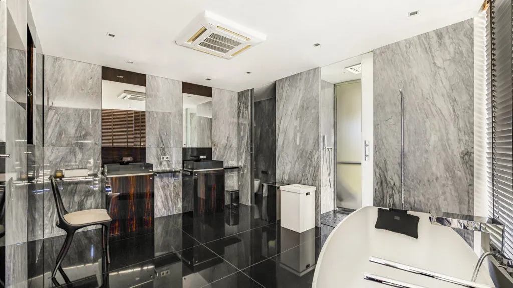 Villa for sale in La Zagaleta