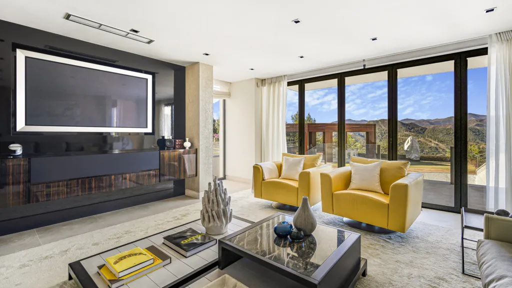 Villa for sale in La Zagaleta