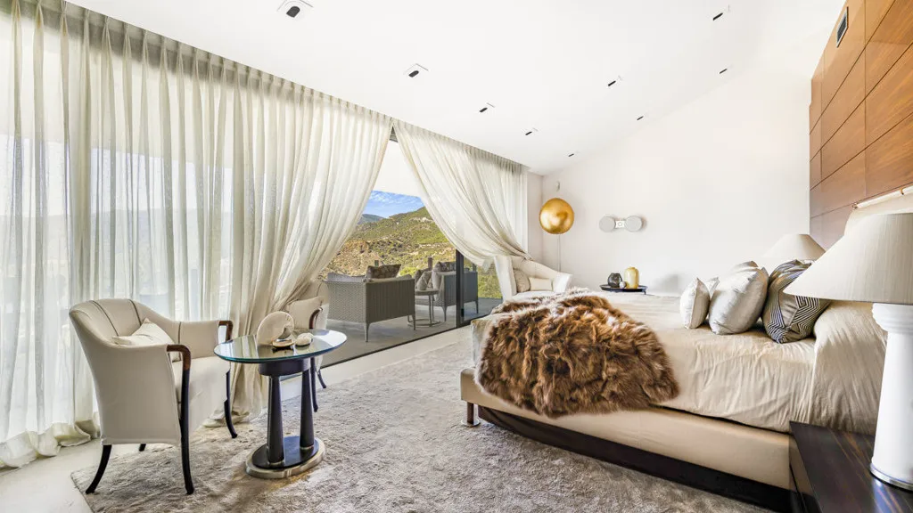 Villa for sale in La Zagaleta