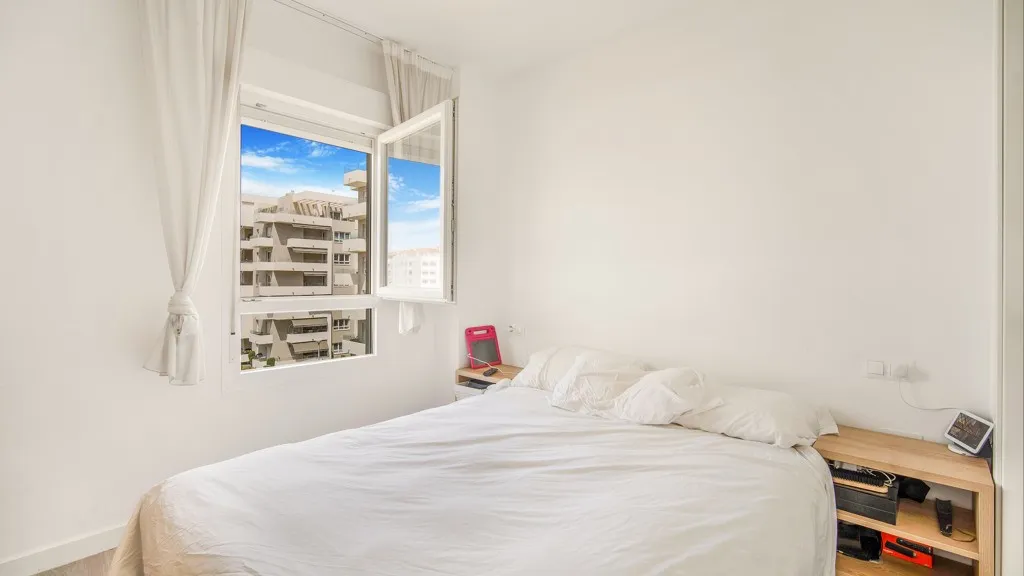 Apartamento en venta de 3 dormitorios en Nueva Andalucia