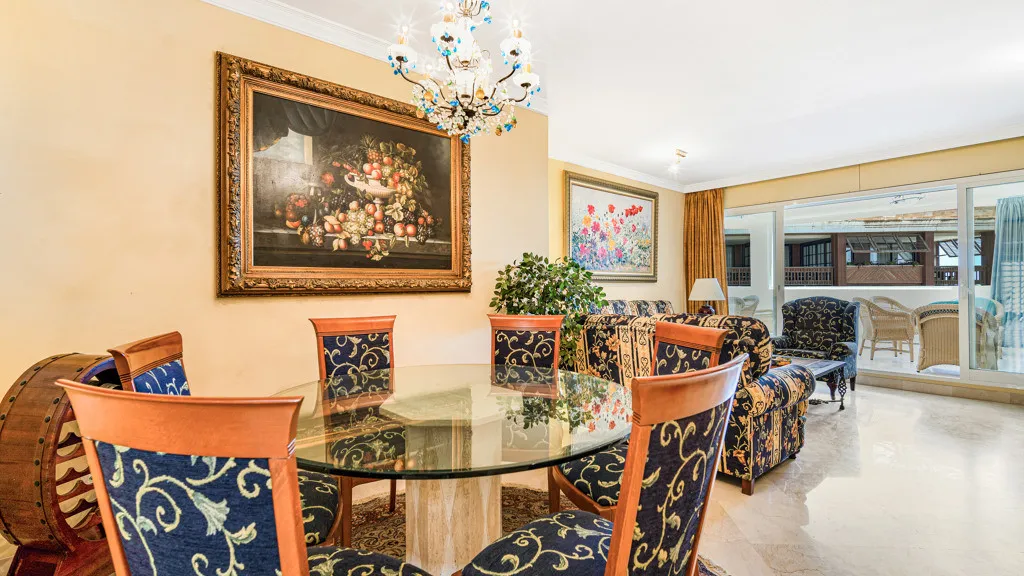 Apartamento en venta en Nueva Andalucia