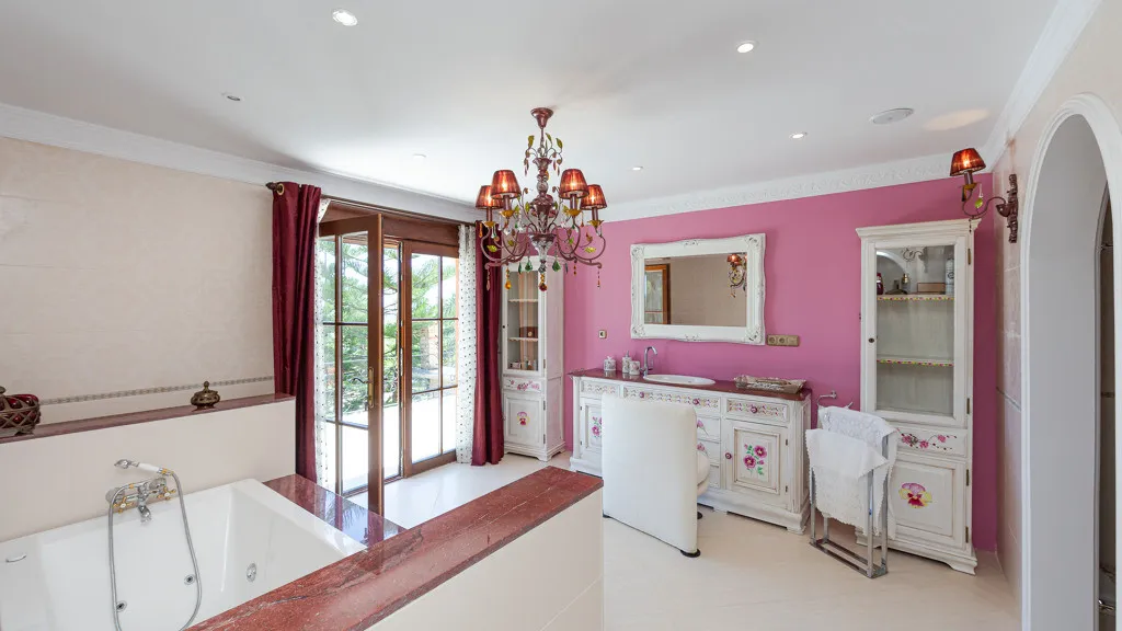 For sale chalet with 5 bedrooms in La Quinta