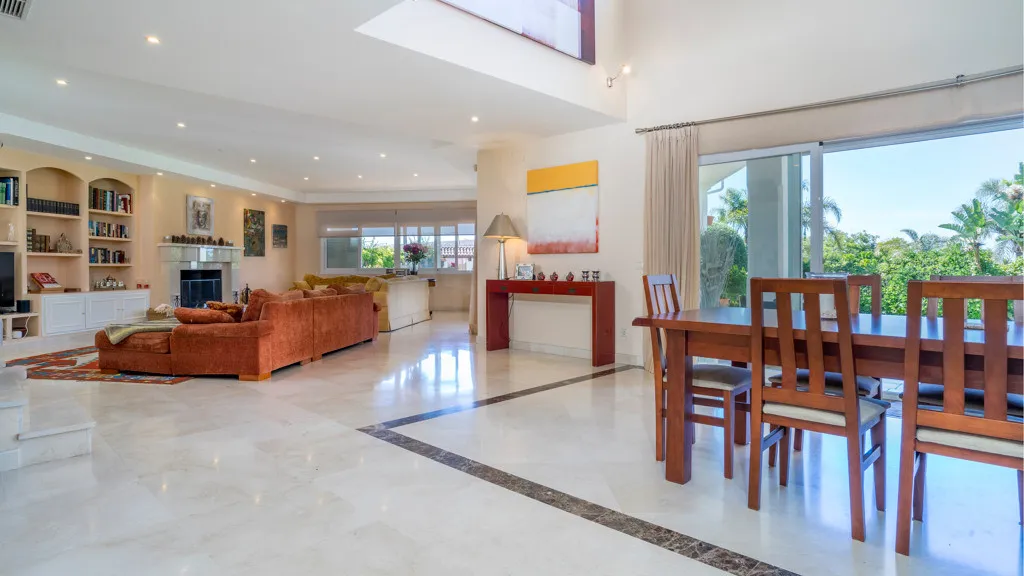 For sale chalet in Benahavis