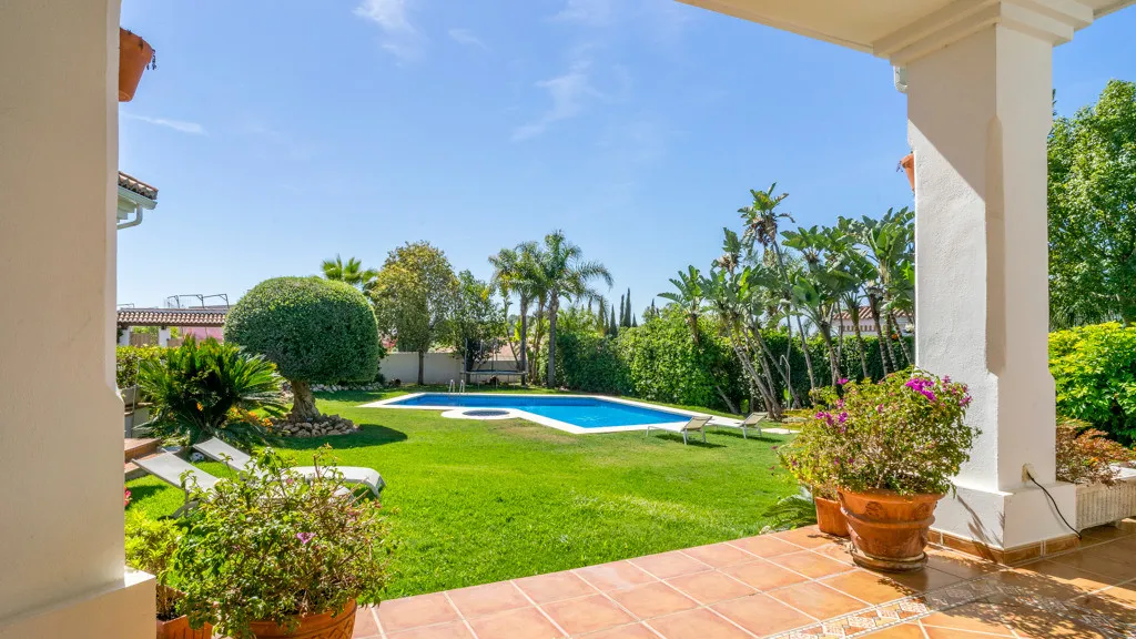 For sale chalet in Benahavis