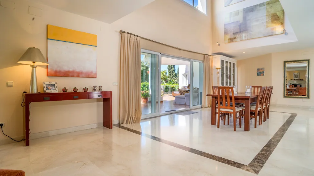 For sale chalet in Benahavis