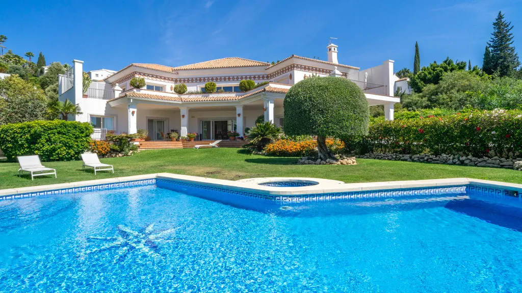 For sale chalet in Benahavis