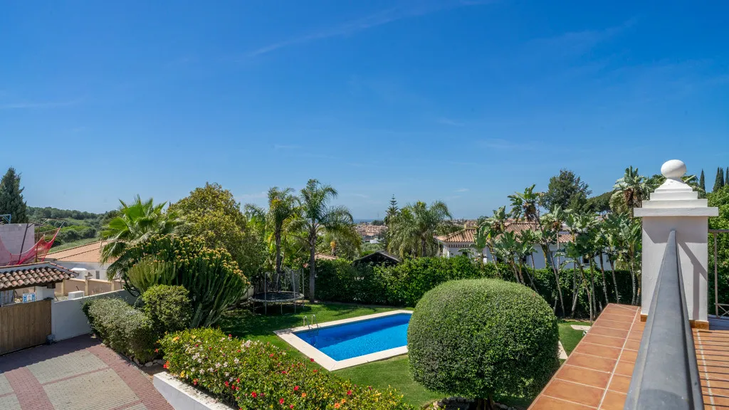 For sale chalet in Benahavis