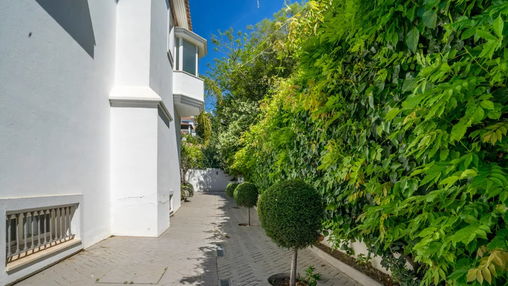 For sale chalet in Benahavis