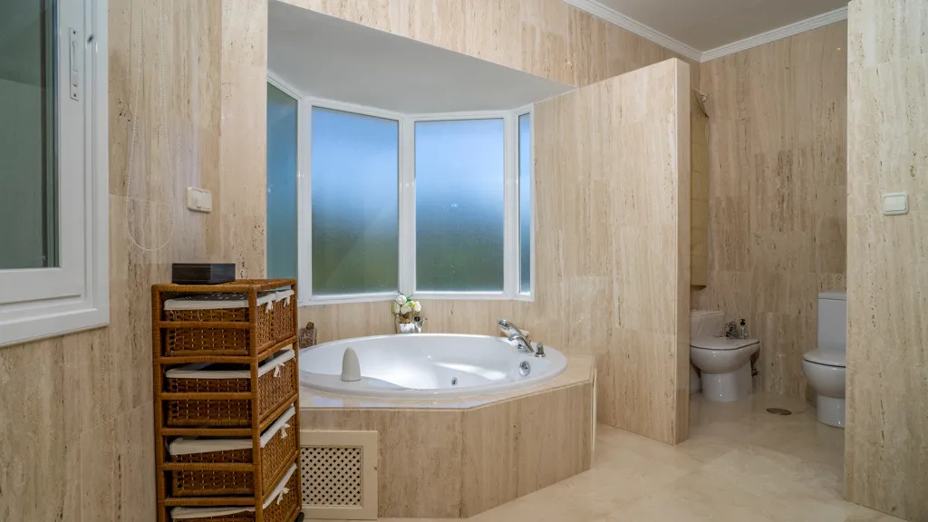 For sale chalet in Benahavis
