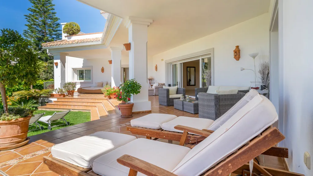 For sale chalet in Benahavis
