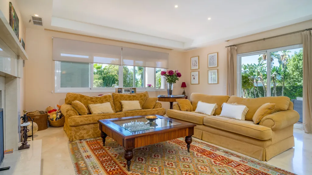 For sale chalet in Benahavis