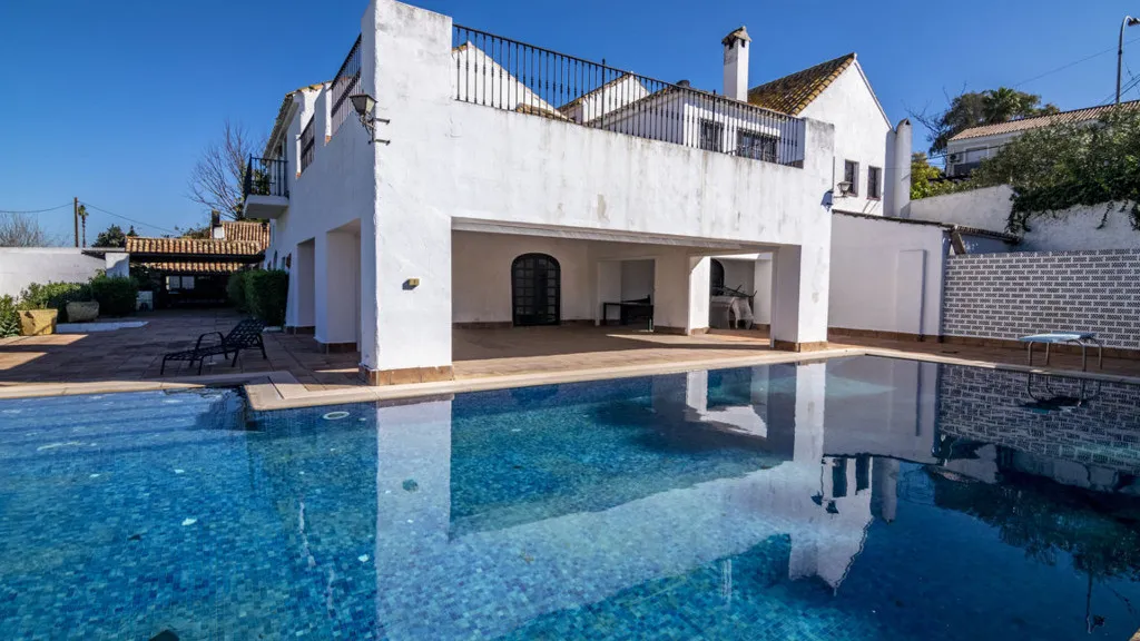 For sale chalet in Sotogrande