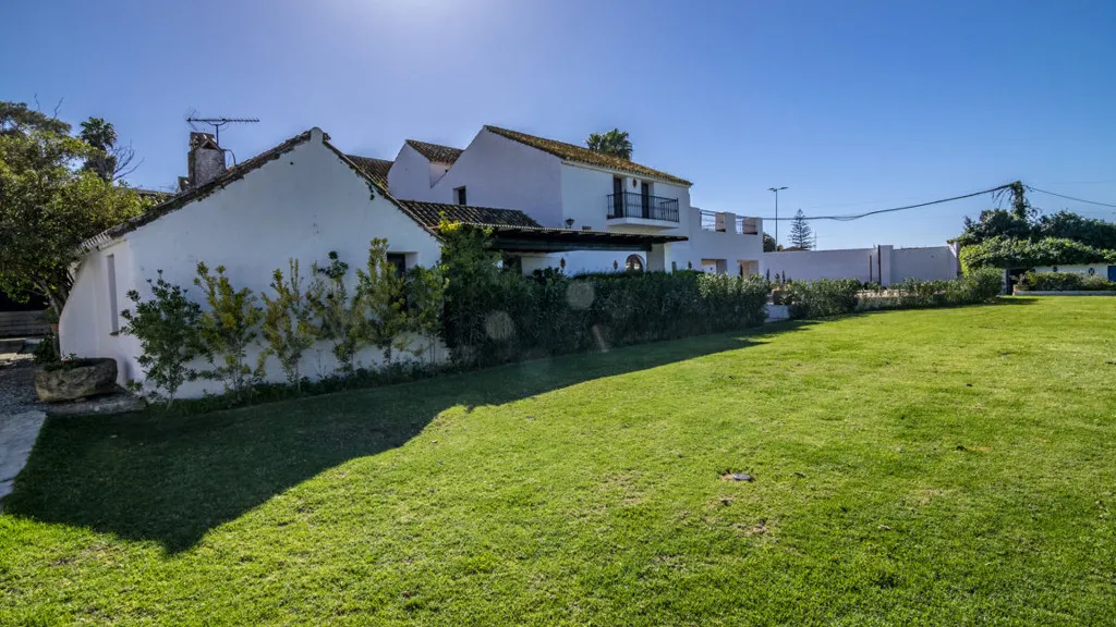 For sale chalet in Sotogrande