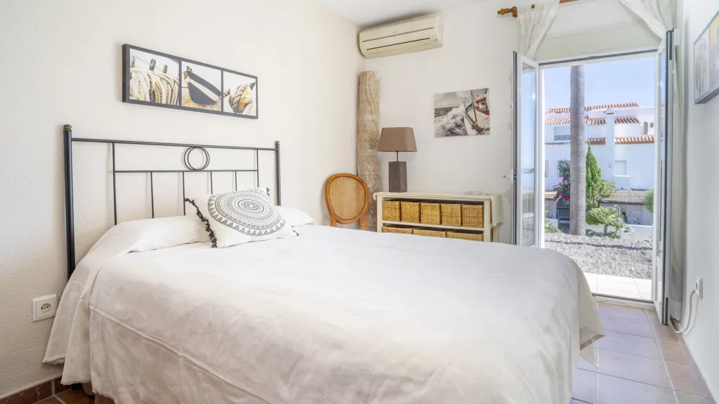 Casares Playa, chalet de 3 dormitorios en venta