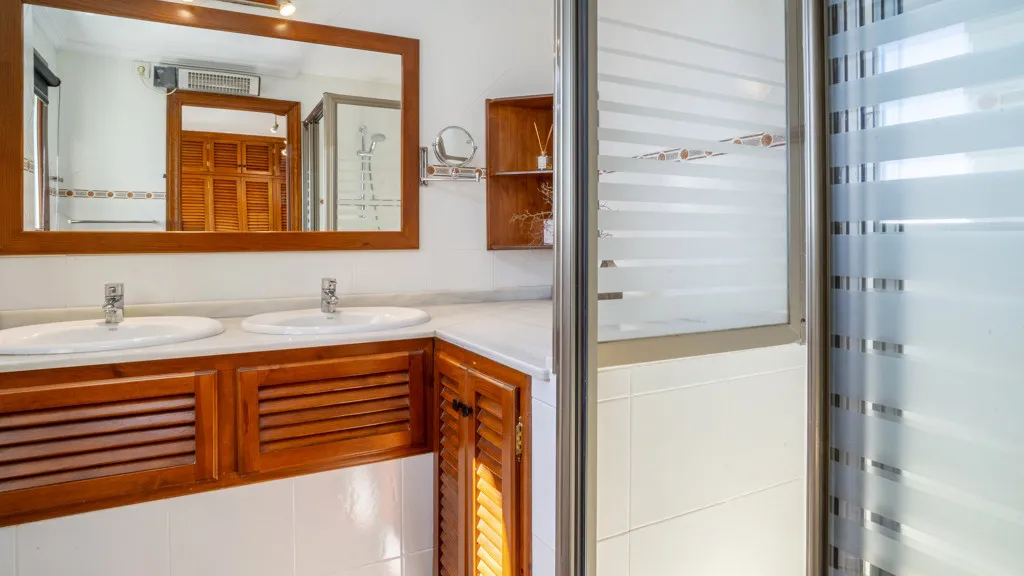 Casares Playa, chalet de 3 dormitorios en venta