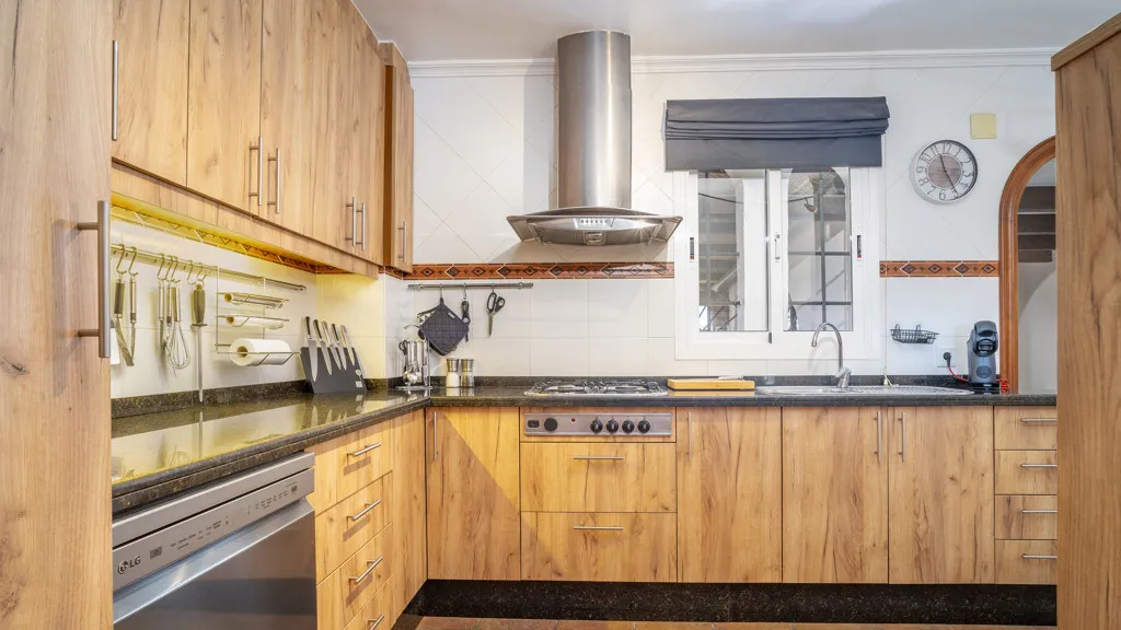Casares Playa, chalet de 3 dormitorios en venta