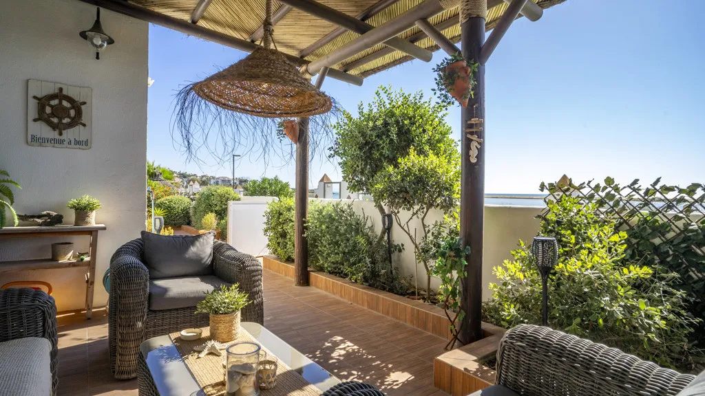 Casares Playa, chalet de 3 dormitorios en venta