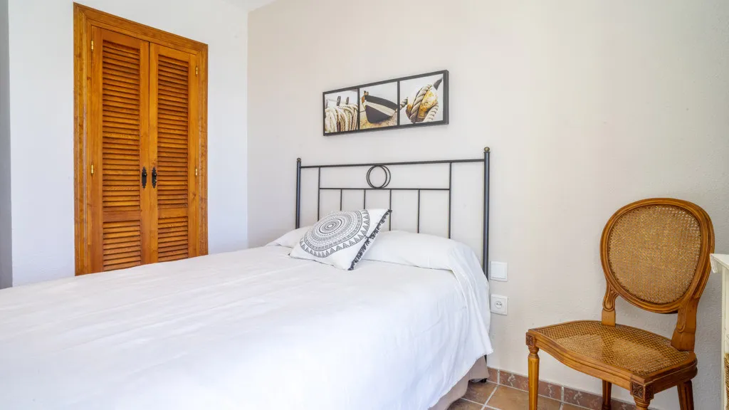 Casares Playa, chalet de 3 dormitorios en venta