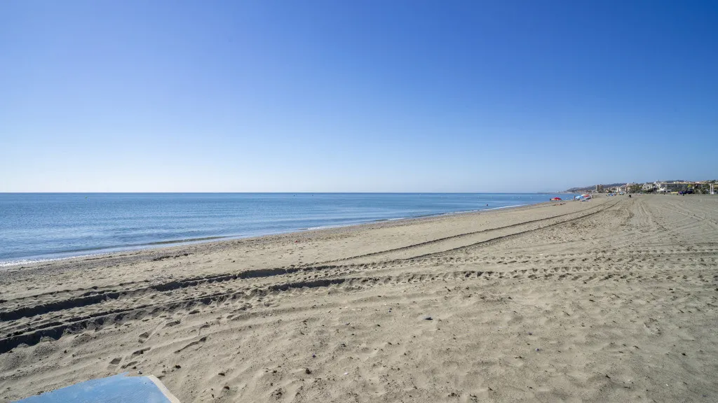 Casares Playa, chalet de 3 dormitorios en venta