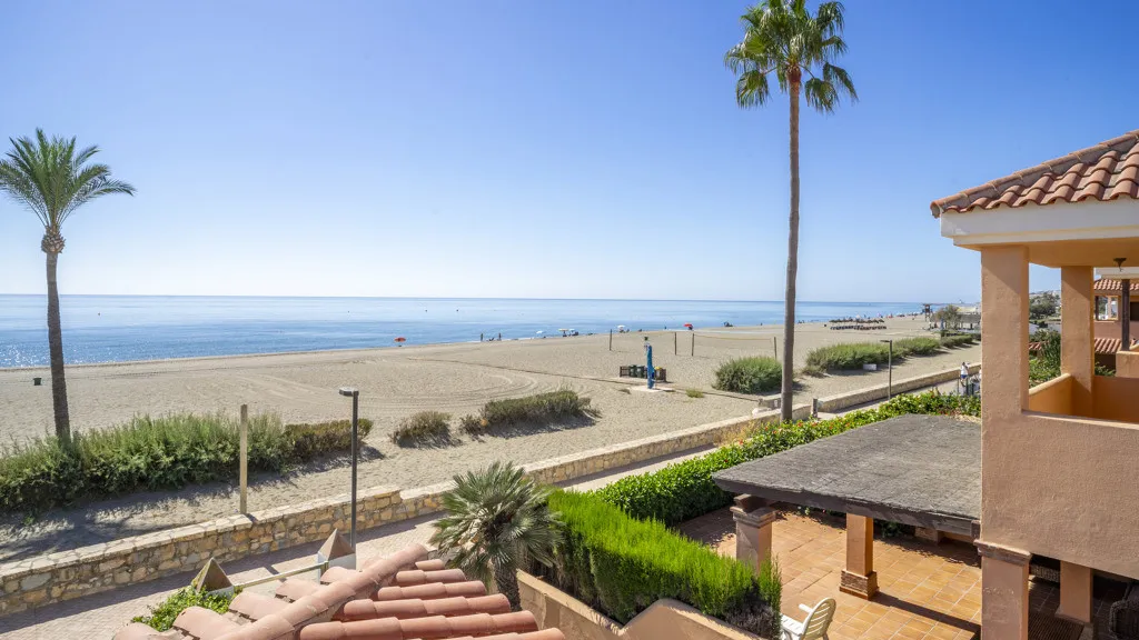 Casares Playa, chalet de 3 dormitorios en venta