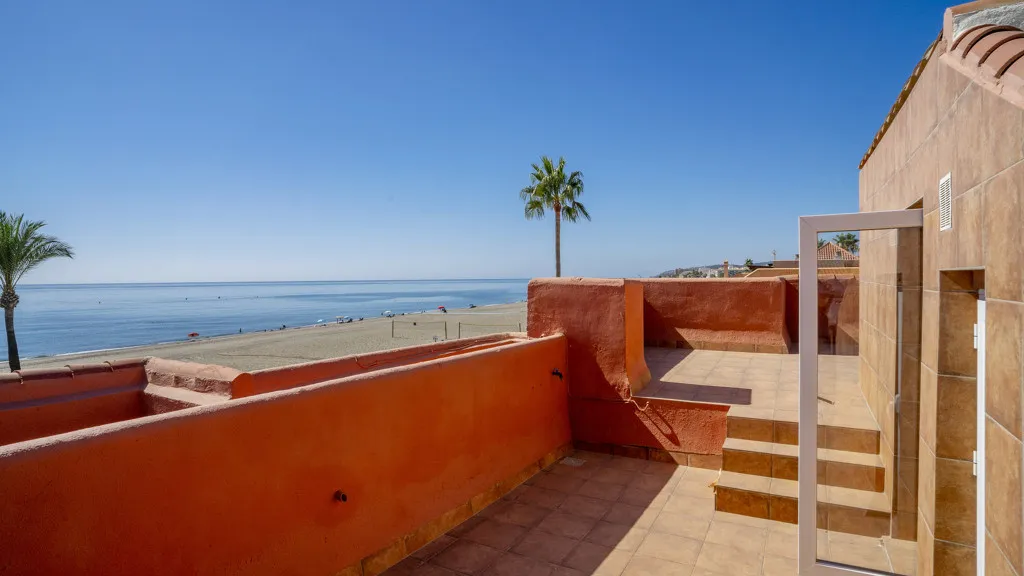 Casares Playa, chalet de 3 dormitorios en venta
