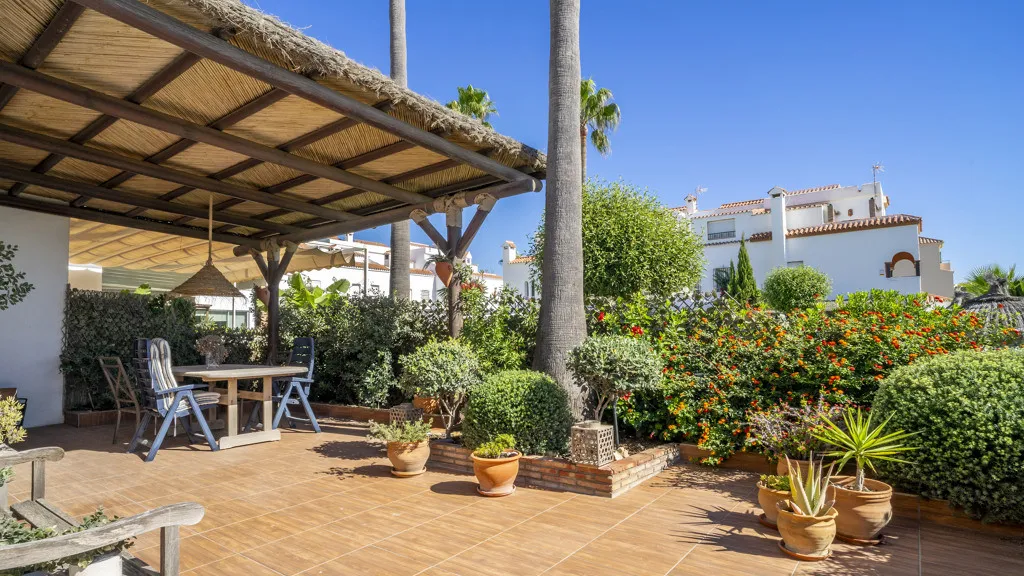 Casares Playa, chalet de 3 dormitorios en venta