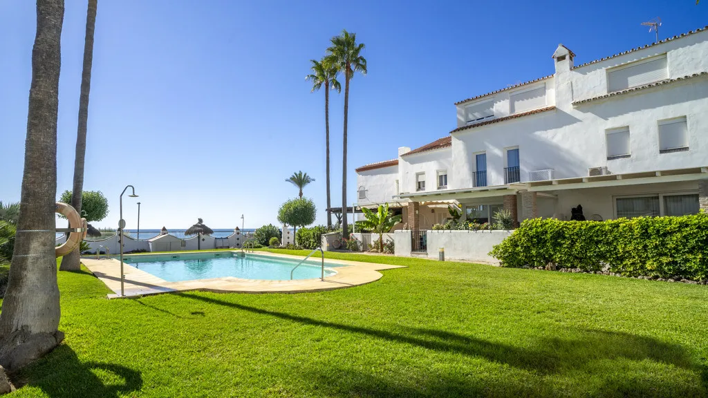 Casares Playa, chalet de 3 dormitorios en venta