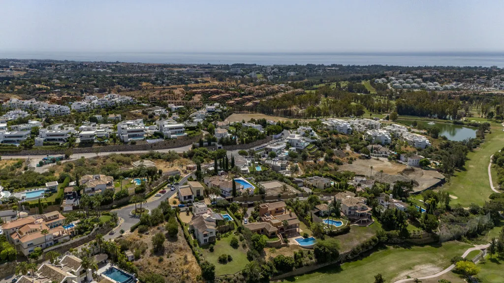 Chalet en venta en Benahavis con 5 dormitorios