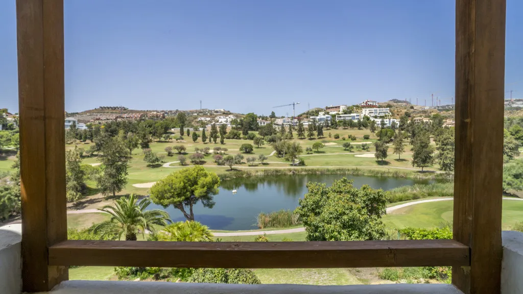 Chalet en venta en Benahavis con 5 dormitorios