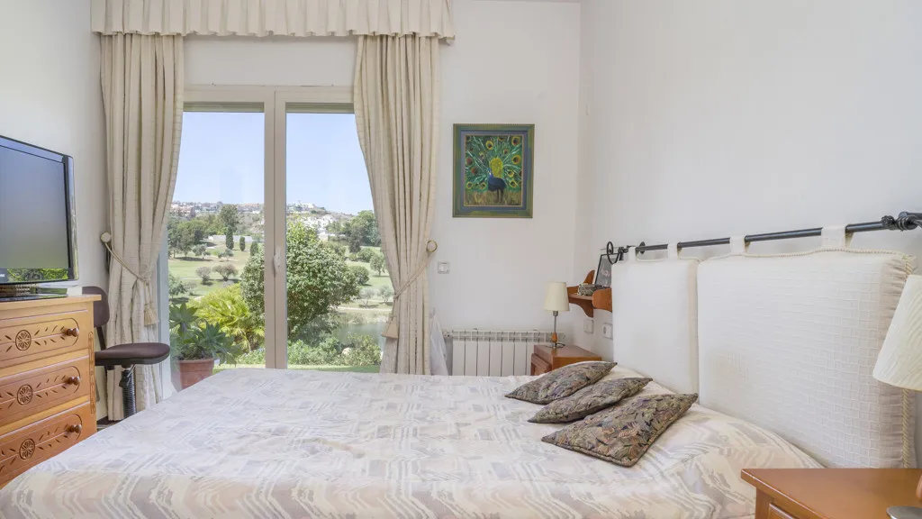 Chalet en venta en Benahavis con 5 dormitorios