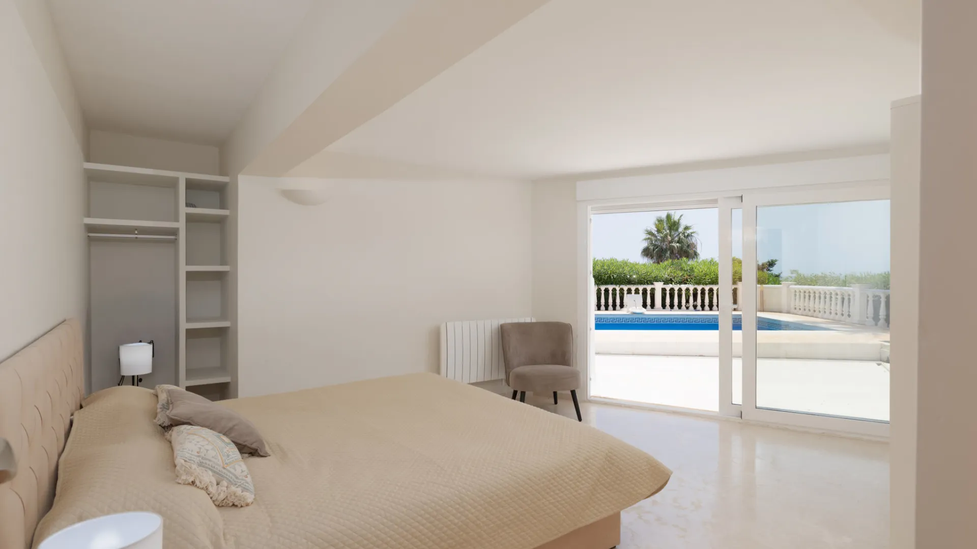 Chalet en venta de 6 dormitorios en San Diego