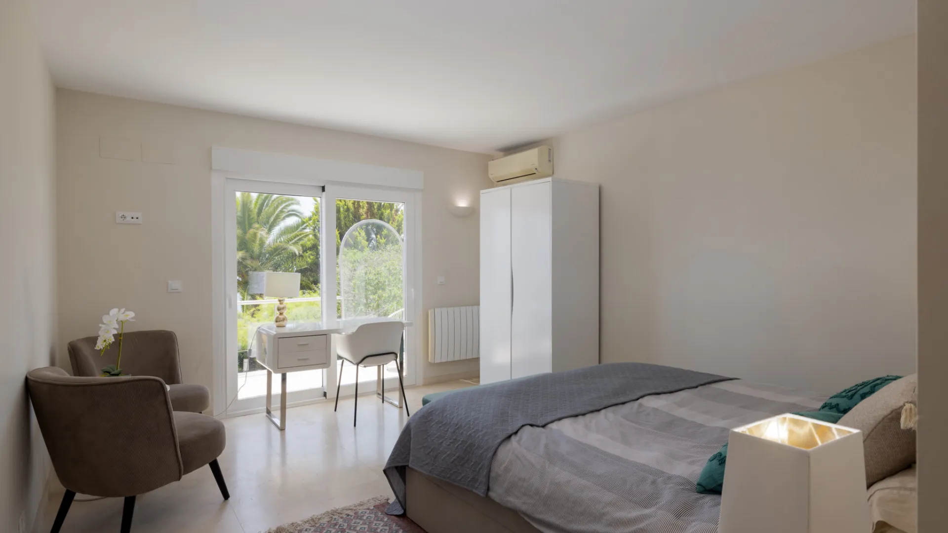 Chalet en venta de 6 dormitorios en San Diego