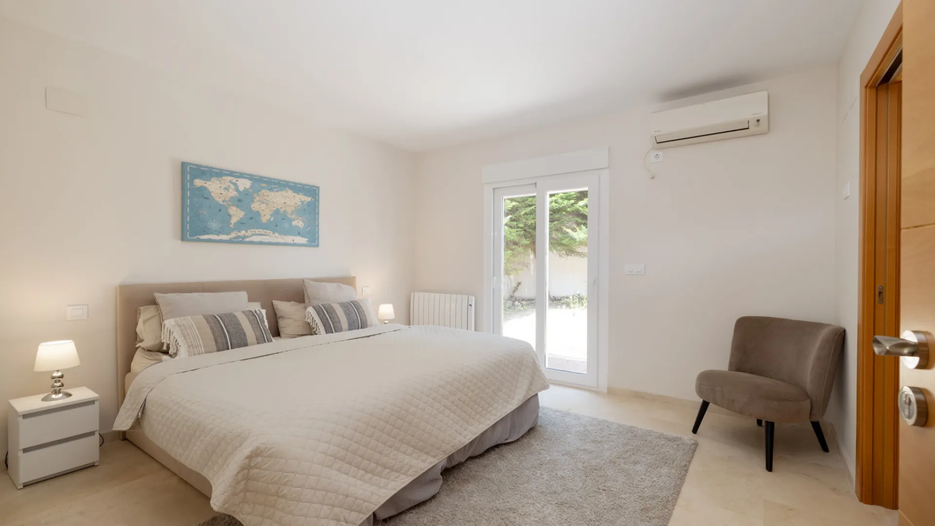 Chalet en venta de 6 dormitorios en San Diego