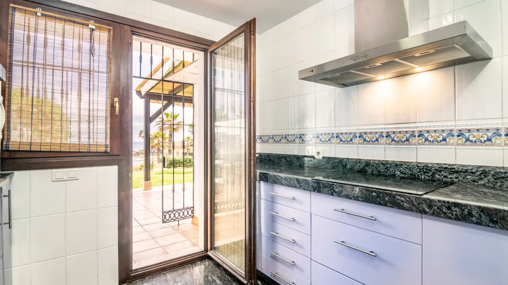 Chalet in Manilva for sale