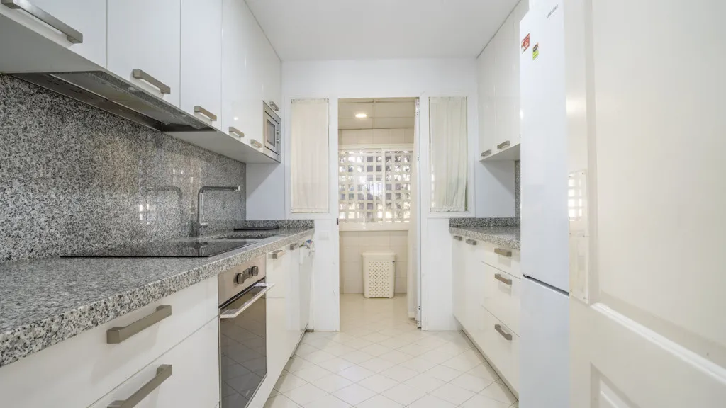 Alcazaba Beach, apartamento de 2 dormitorios en venta