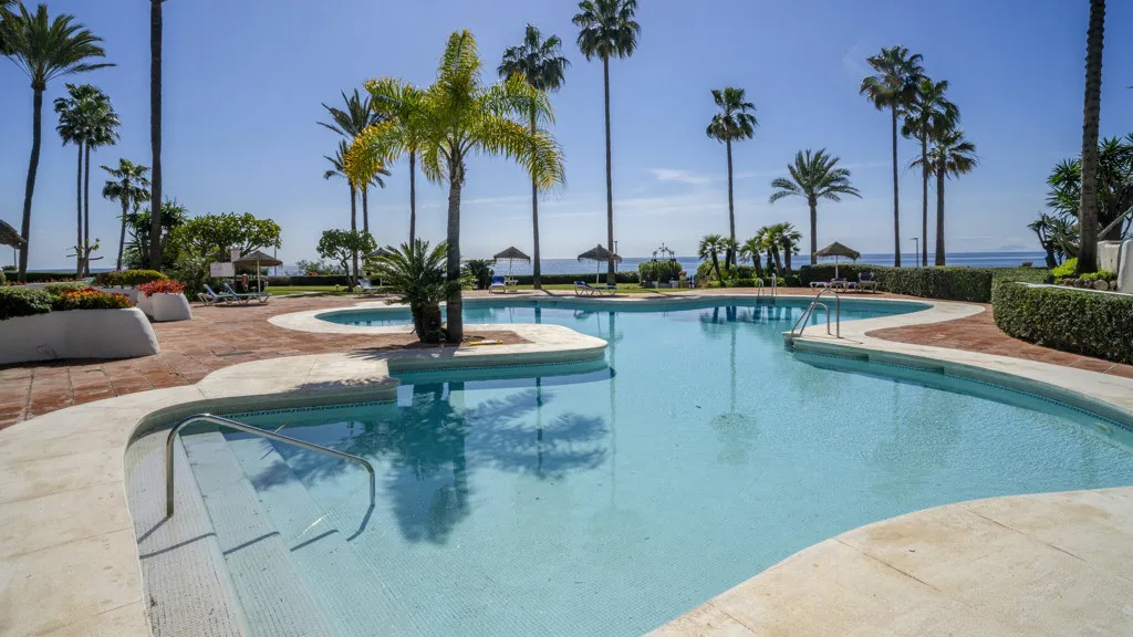 Alcazaba Beach, apartamento de 2 dormitorios en venta