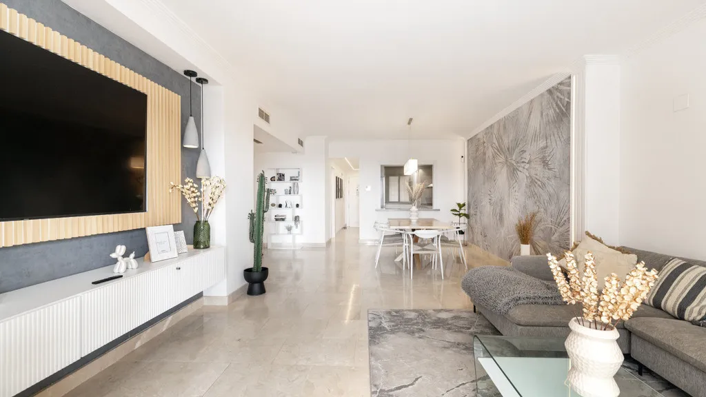 For sale apartment in New Golden Mile