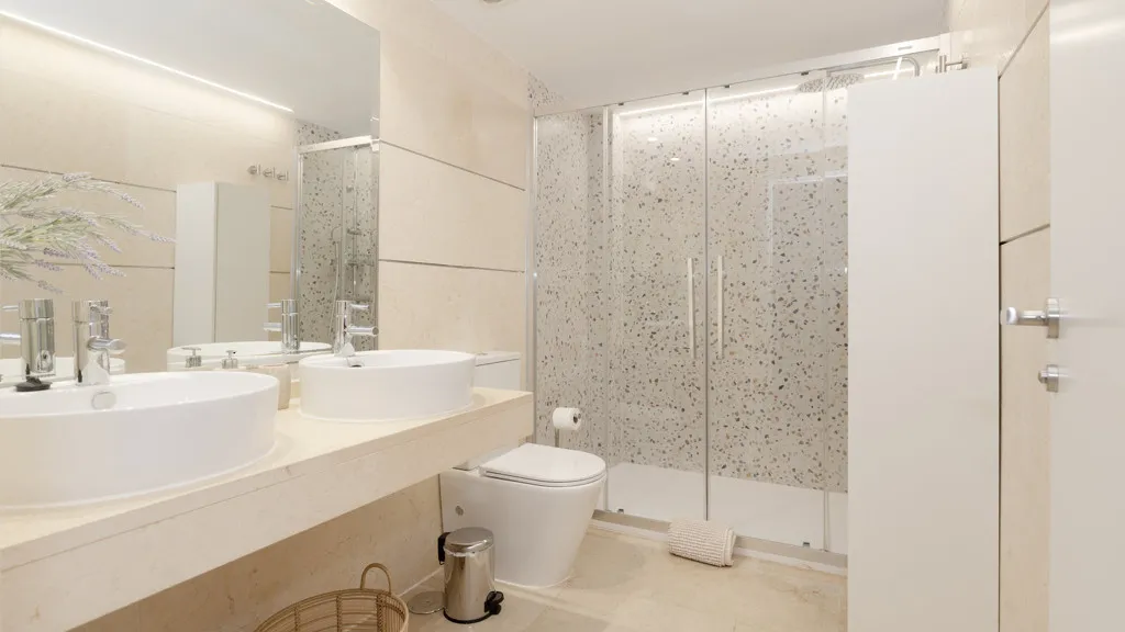 For sale apartment in New Golden Mile