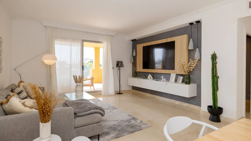 For sale apartment in New Golden Mile