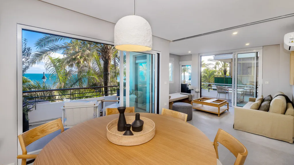 Estepona, apartamento de 2 dormitorios en venta