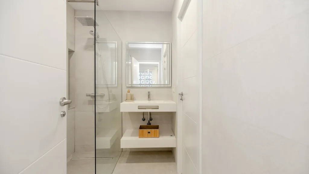 Estepona, apartamento de 2 dormitorios en venta