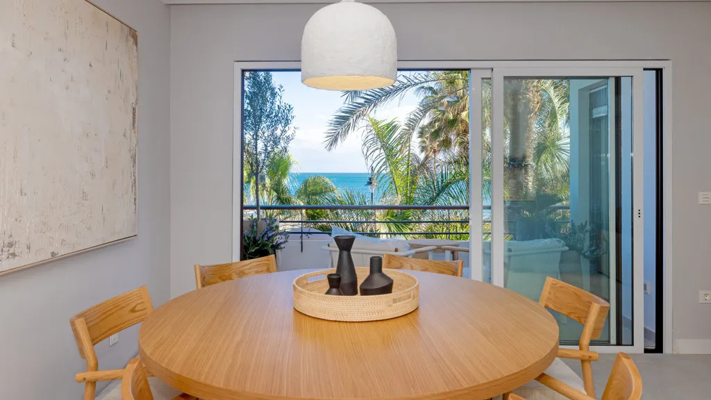 Estepona, apartamento de 2 dormitorios en venta