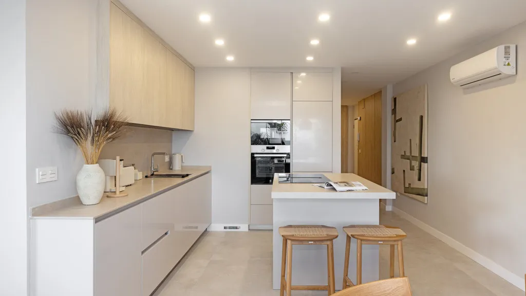 Estepona, apartamento de 2 dormitorios en venta