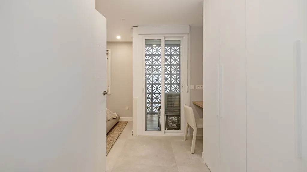 Estepona, apartamento de 2 dormitorios en venta