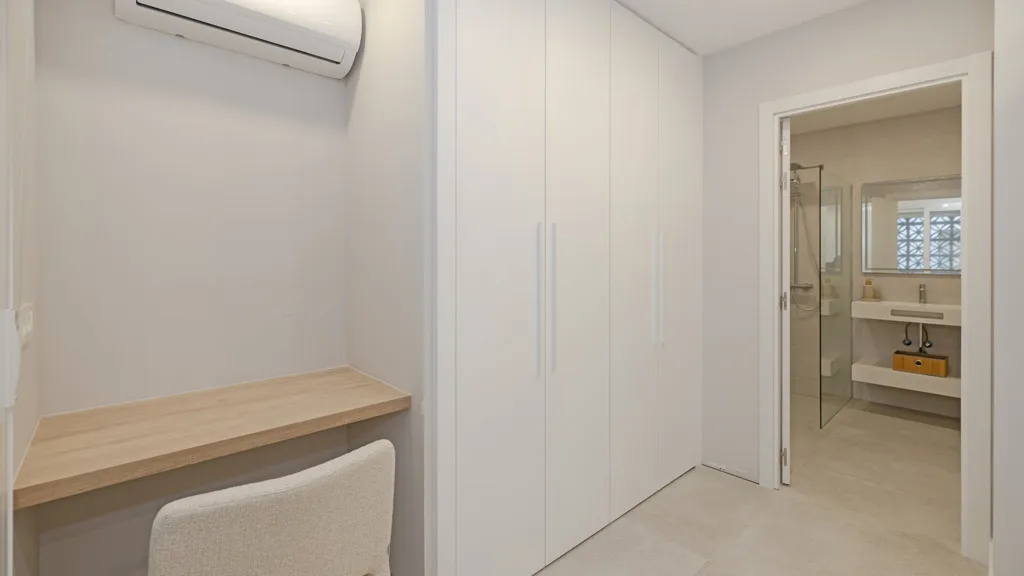 Estepona, apartamento de 2 dormitorios en venta