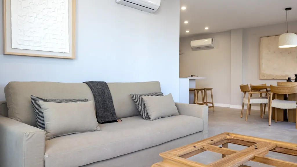 Estepona, apartamento de 2 dormitorios en venta